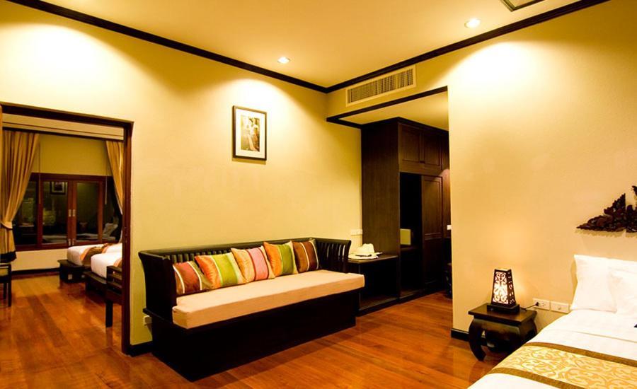 Kanok Buri Resort Lipa Noi Exterior foto