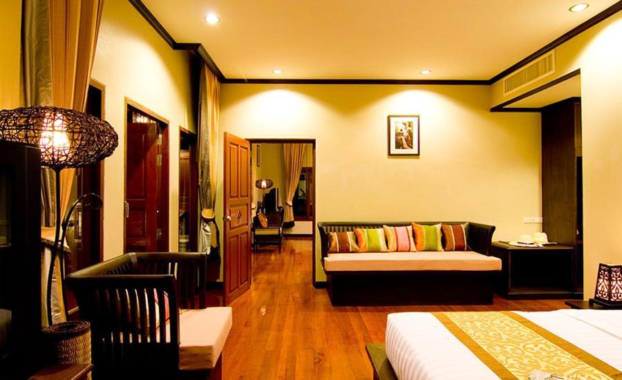 Kanok Buri Resort Lipa Noi Exterior foto