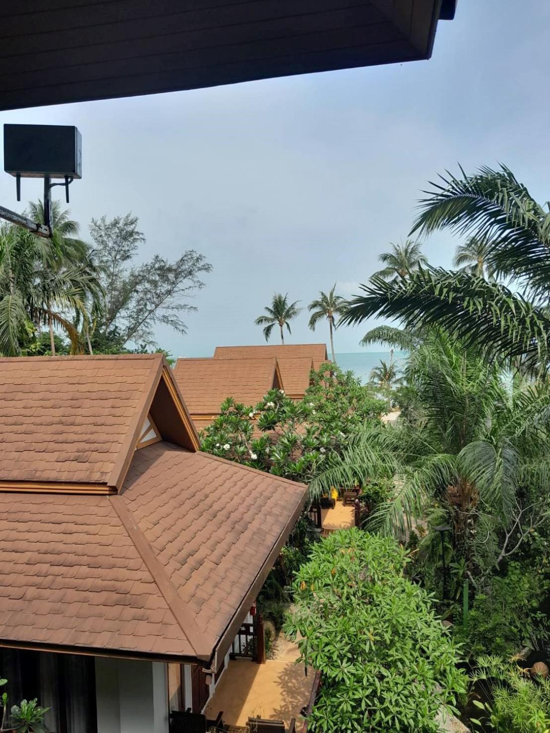Kanok Buri Resort Lipa Noi Exterior foto