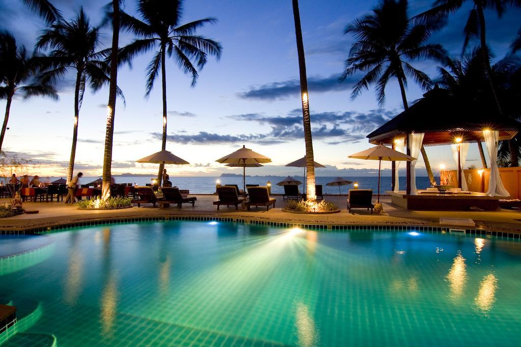 Kanok Buri Resort Lipa Noi Exterior foto